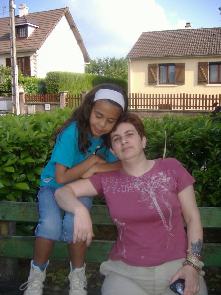 qui se  supporte  ma fille ou mon amie patoch