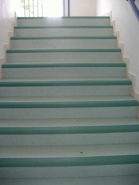 c'est la suite ceux qui se trouve ntre le premier et le deuxieme