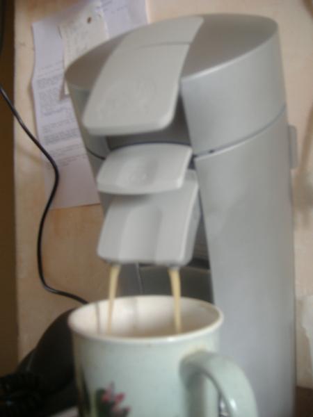 il coule bien ce caf� hen! ma petite patoch