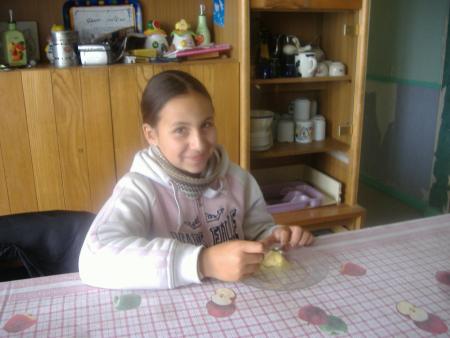 lorsque la copine de ma fille vien gouter