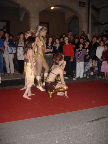 m�me les enfants �taient de la partie