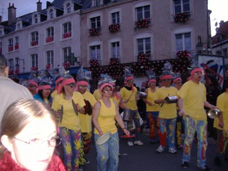 mais avant le centre de brotte